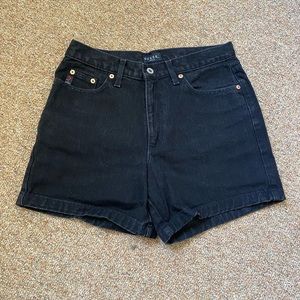 Guess Vintage Black High Waisted Shorts size 29